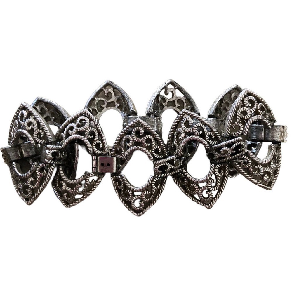 VINTAGE CROWN TRIFARI SILVER TONE METAL FILIGREE LINK BRACELET SIGNED